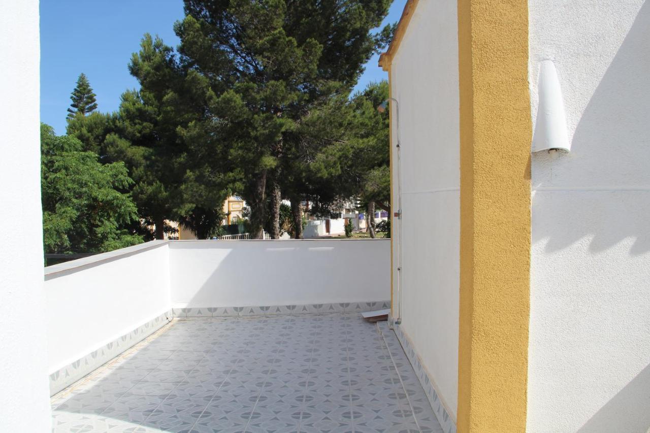 Bungalow Carpe Diem Wifi Torrevieja Exteriör bild